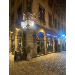 Faldon iLUMINACIÓN/SIMULADOR